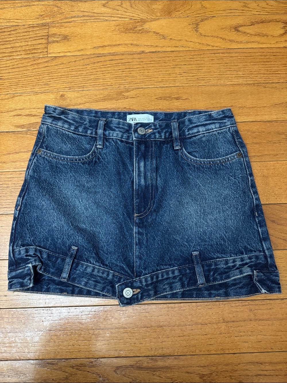 Zara blue denim skirt with front button